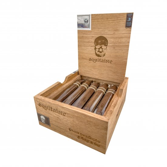 Aquitaine Gran Perfecto Cigar - Box - Click Image to Close