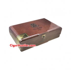 Fuente Fuente OpusX Robusto Cigar - Box of 32