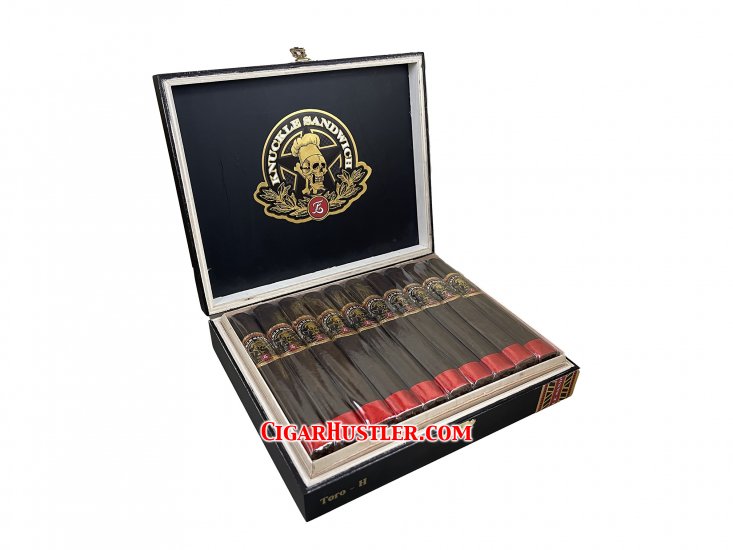 Knuckle Sandwich Maduro Toro Cigar - Box