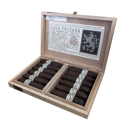 Liga Privada No. 9 Flying Pig Cigar - Box