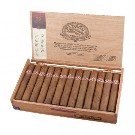 Padron 2000 Natural Robusto Cigar - Box