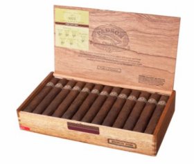 Padron 5000 Maduro Robusto Cigar - Box