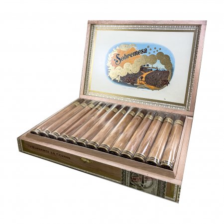 Sobremesa Solita Churchill En Cedros Cigar - Box