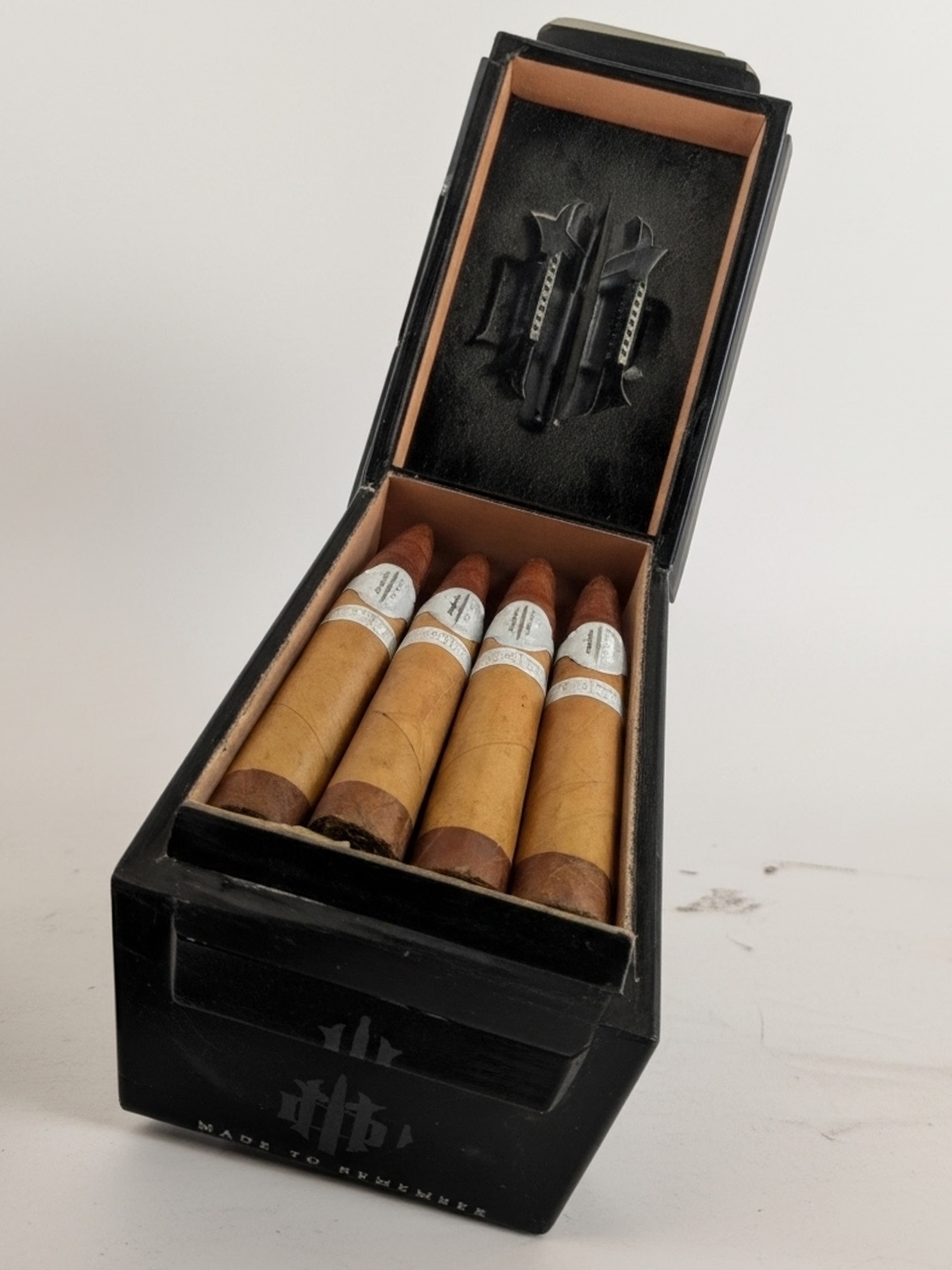 Hooten Young MA Deuce Cigar - Box of 20